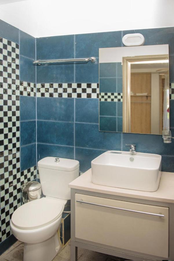 3D Iliadis Suites Jeriszósz Kültér fotó