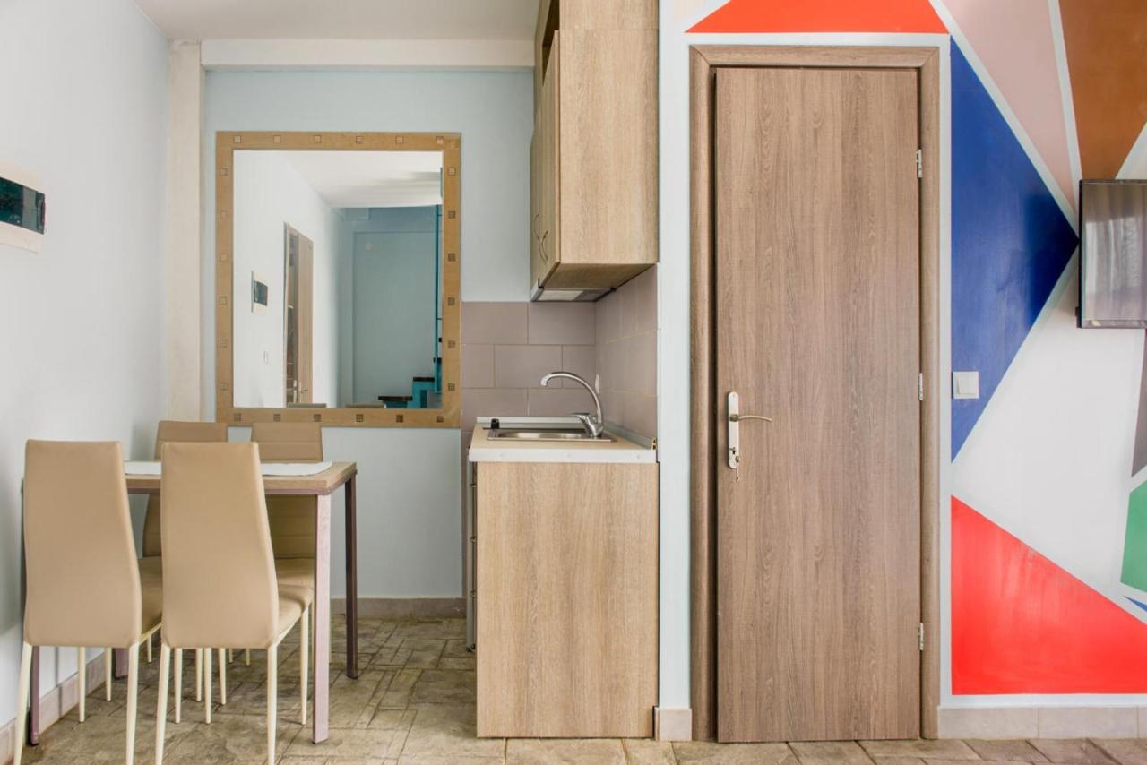 3D Iliadis Suites Jeriszósz Kültér fotó