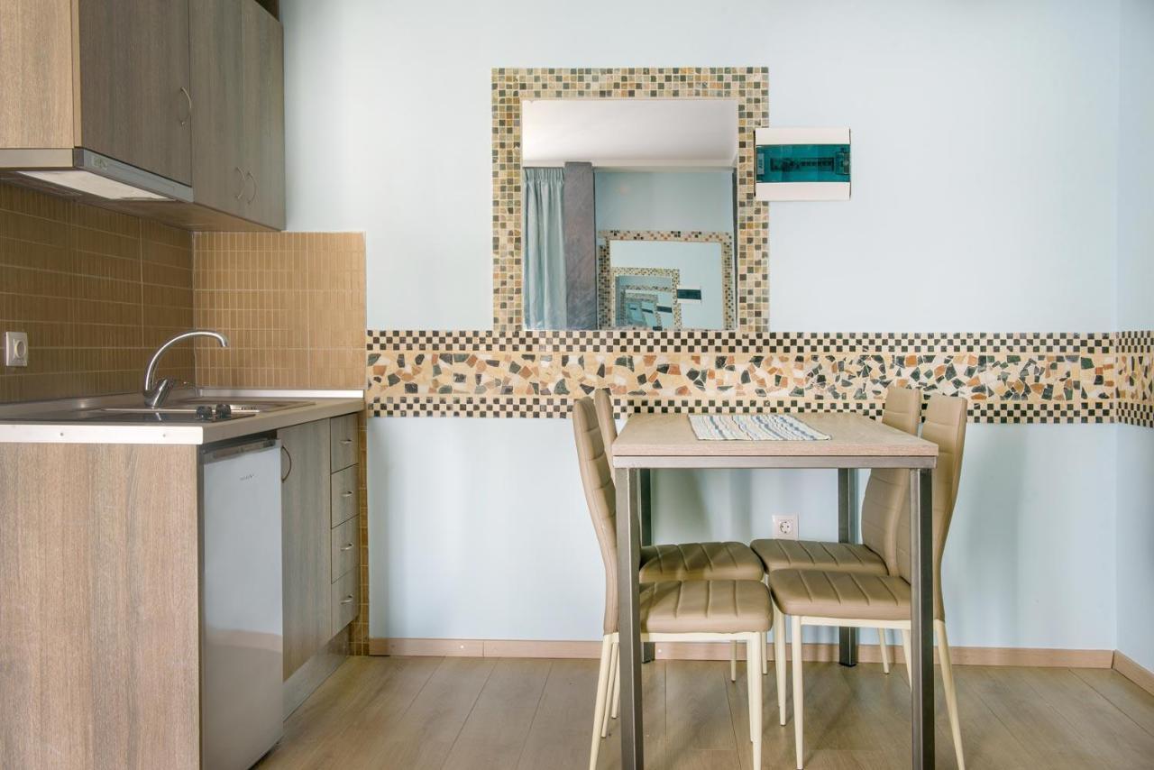 3D Iliadis Suites Jeriszósz Kültér fotó