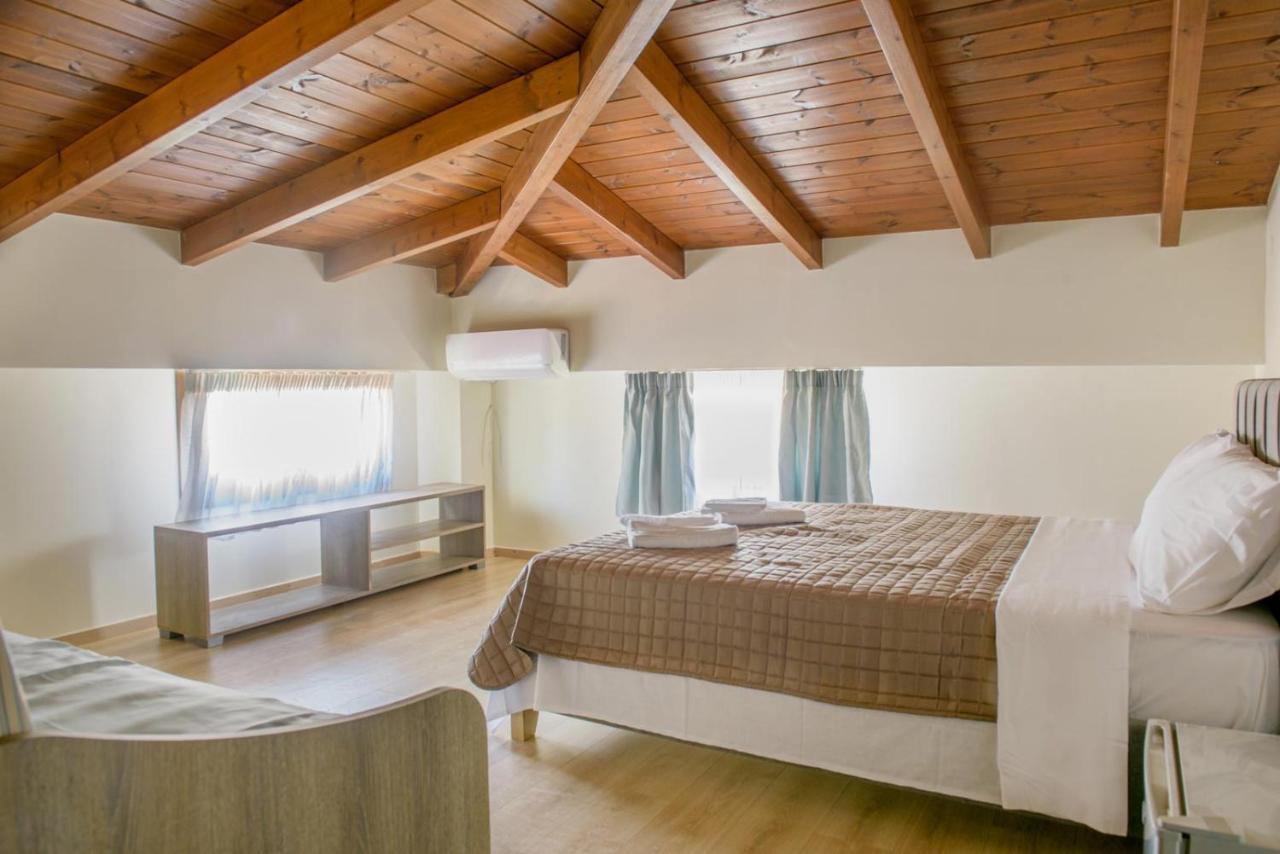 3D Iliadis Suites Jeriszósz Kültér fotó