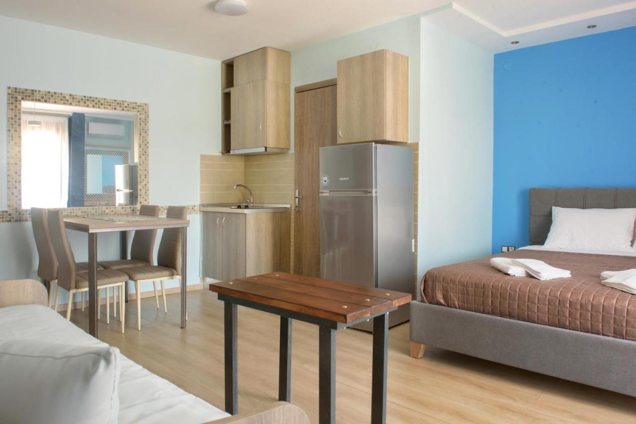 3D Iliadis Suites Jeriszósz Kültér fotó